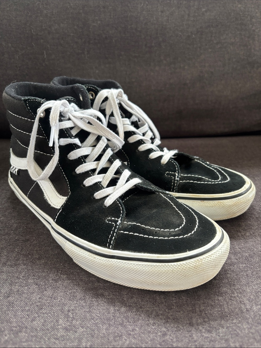 Vans Skate Sk8-Hi Black/White in EUC
